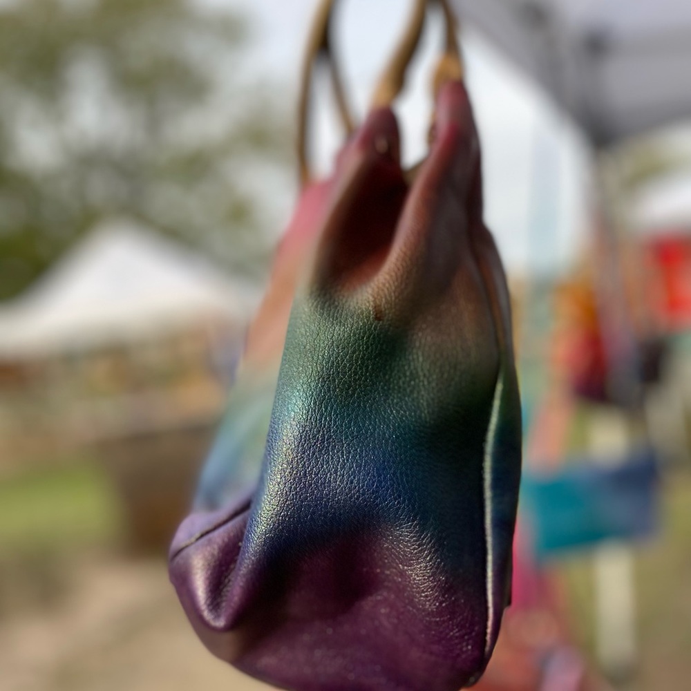 Recycled Riot Lauren by Ralph Lauren gold oil slick rainbow bag - Picture 6 of 6